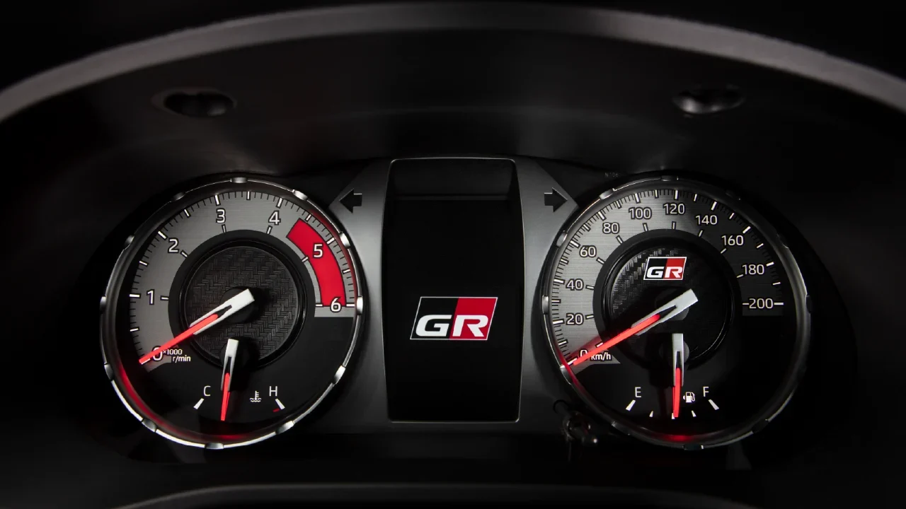 Mesa de trabajo 5redim galeria hilux